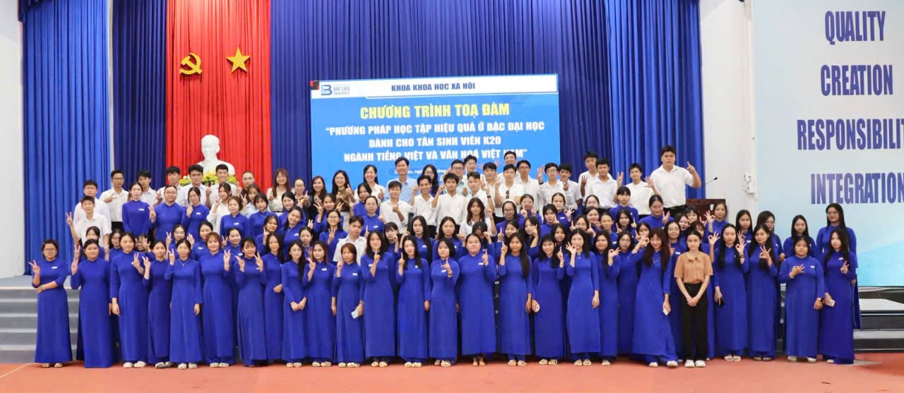 BỘ MÔN VIỆT NAM HỌC TỔ CHỨC TỌA ĐÀM PHƯƠNG PHÁP HỌC TẬP HIỆU QUẢ DÀNH CHO TÂN SINH VIÊN K20 NGÀNH TIẾNG VIỆT VÀ VĂN HÓA VIỆT NAM